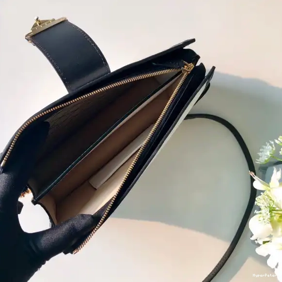 Vuitton Louis TRUNK CHANELUTCH 0525